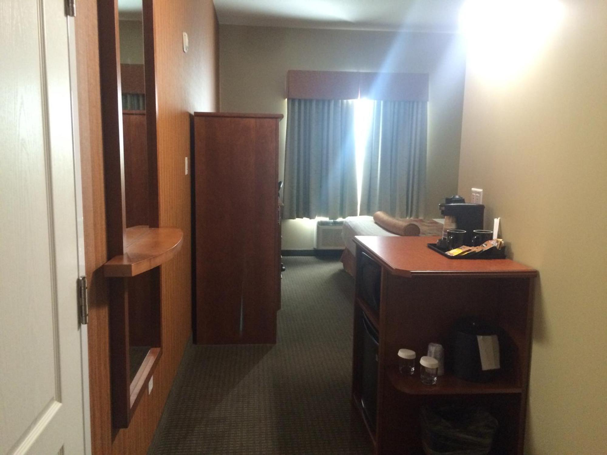 Best Western Plus Service Inn&Suites Lethbridge Extérieur photo